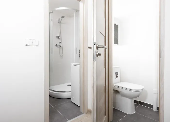 公寓 - 2 Bedrooms, Kitchen, Close To Metro
