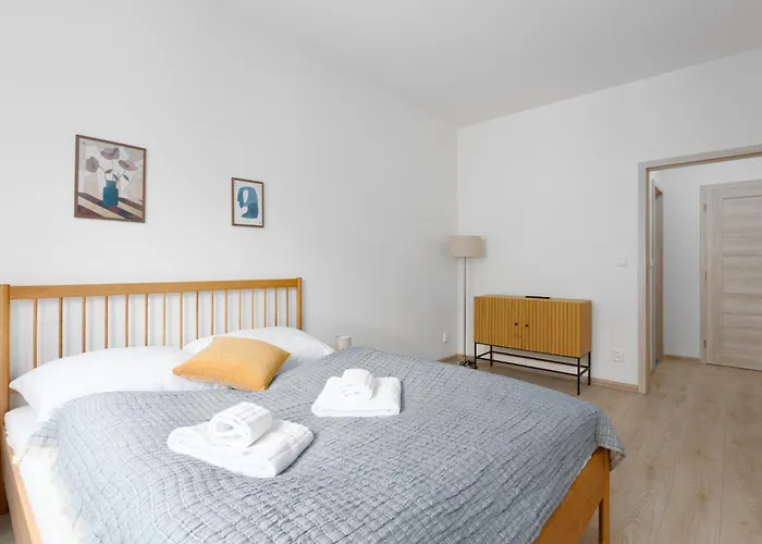 公寓 - 2 Bedrooms, Kitchen, Close To Metro *